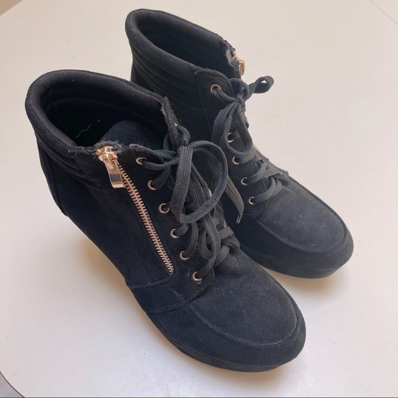 💜🤑FOREVER Women's Round Toe Lace Up Side Zip Platform Stacked Chunky Heel Boot - Picture 3 of 7